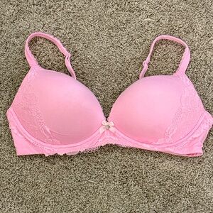 Victoria's Secret Light Pink Lace Bra